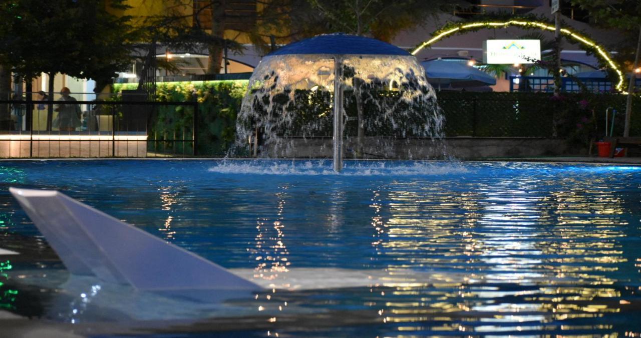 Hotel Qetesia-Te Indriti Velipoje Ngoại thất bức ảnh